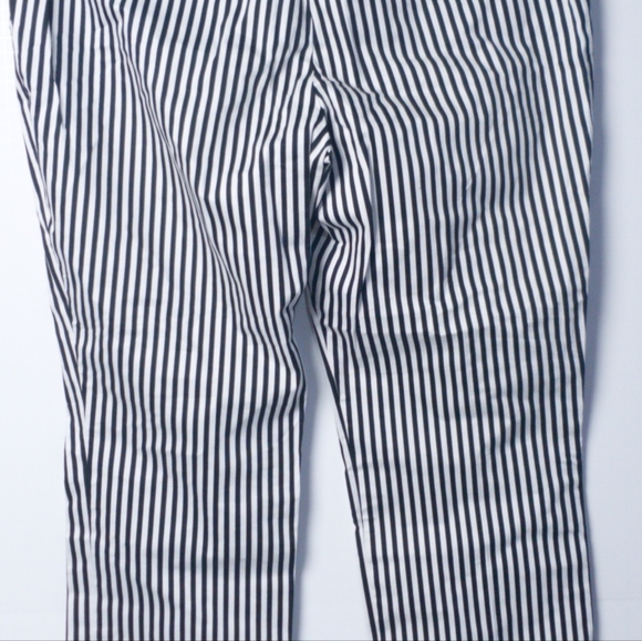 New York and Co. STRIPPED Ankle Pants - Picture 7 of 15